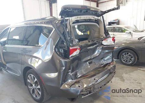 2017 Chrysler Pacifica Limited from USA, damaged, VIN 2C4RC1GG2HR570168